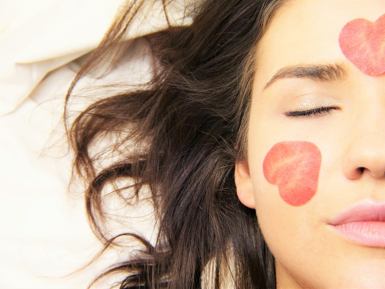a red light therapy device can heal bruises